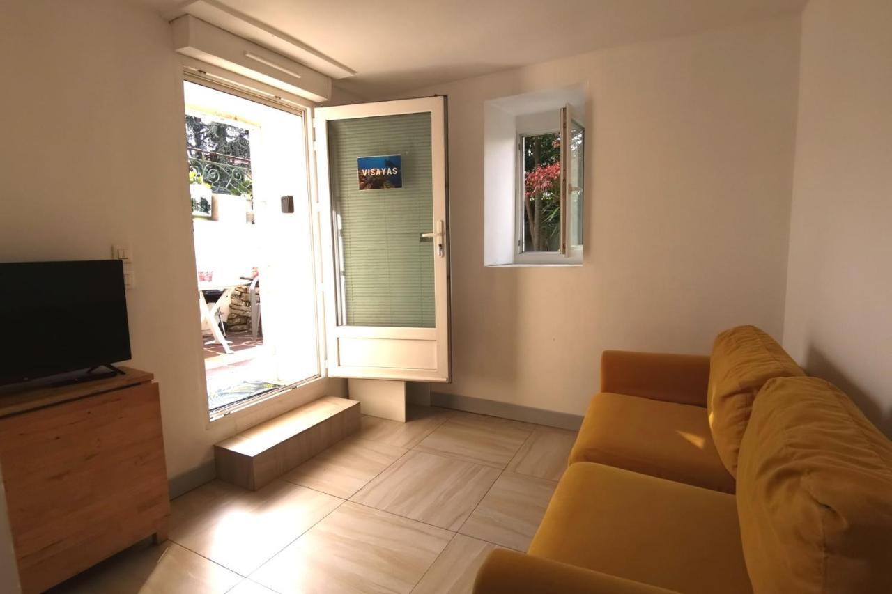 Le Doolie'S Biarritz - Visayas Garden Wifi Tv Bbq Villa Exterior photo